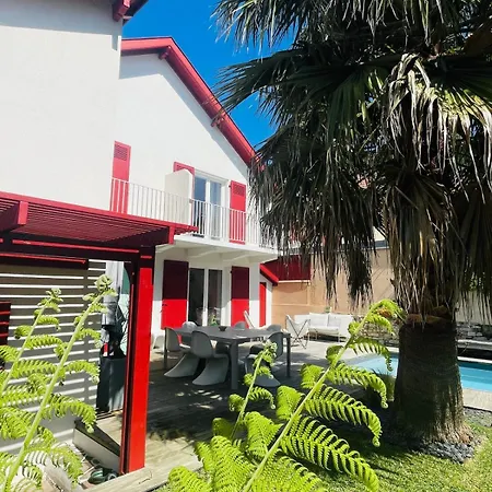 Maison Etxe Marie Avec Piscine Golf St Charles