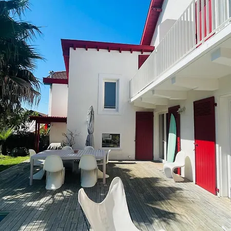 Feriehus Maison Etxe Marie Avec Piscine Golf St Charles Biarritz